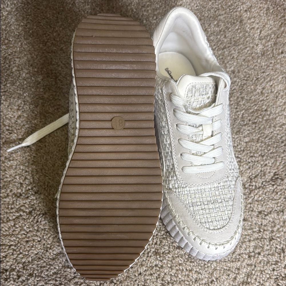 Target Platform Sneakers with Textured Design - Picture 3 of 5